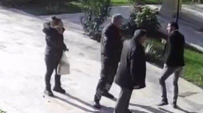 Komşusuna hayatı dar etti! 'Kızının azgınlıklarıyla uğraş' Apartman girişinde, otoparkta, asansörde... Dehşet anları kamerada! - Resim: 2