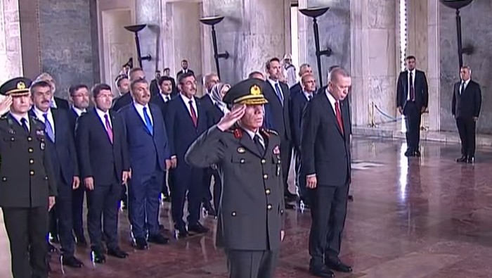 SON DAKİKA! Cumhurbaşkanı Erdoğan ve yeni kabine Anıtkabir'de - Resim : 2