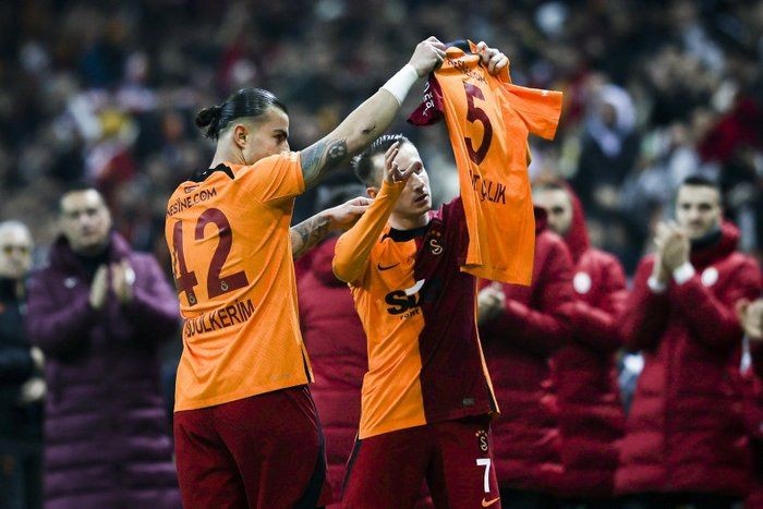Galatasaray - Hatayspor maçında duygulandıran anlar! Kerem Aktürkoğlu gol sonrası Ahmet Çalık'ı unutmadı - Resim: 1