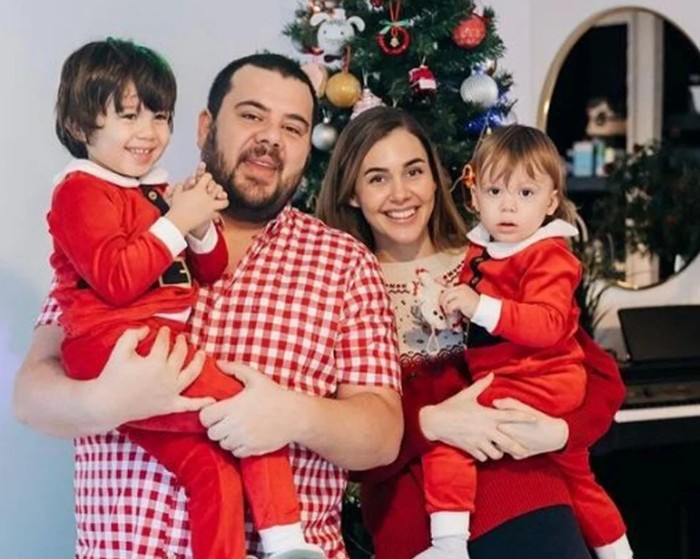Eser Yenenler ile evliliğinden 2 çocuğu olan Berfu Yenenler ateş püskürdü: Kalbiniz 3 yaşındaki çocuğa kötü diyecek kadar taşlaşmış - Resim: 3