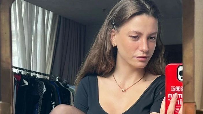 Güzel oyuncu Serenay Sarıkaya'nın eski sevgili listesinde kimler var kimler - Resim: 2