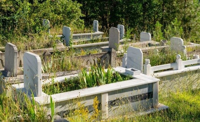 Mezarda haciz! Dosyalar mezar üzerinde birikti! Avukattan çarpıcı açıklama - Resim: 3