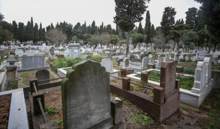 Mezarda haciz! Dosyalar mezar üzerinde birikti! Avukattan çarpıcı açıklama - Resim: 2