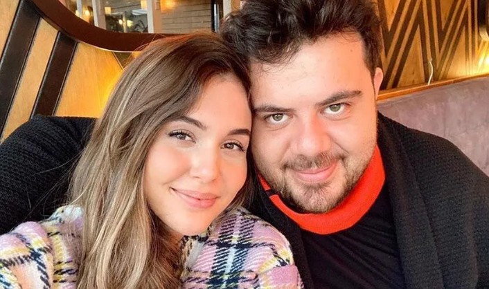 Eser Yenenler ile evliliğinden 2 çocuğu olan Berfu Yenenler ateş püskürdü: Kalbiniz 3 yaşındaki çocuğa kötü diyecek kadar taşlaşmış - Resim: 6