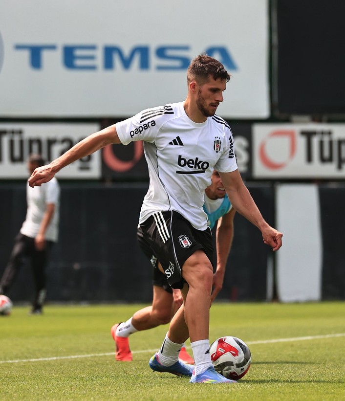 Beşiktaş'ın yeni transferi Jurasek: Teklif geldiği anda hiç tereddüt etmedim - Resim: 4