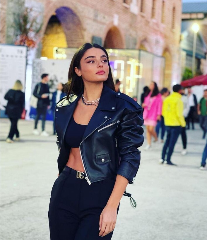 O Ses Türkiye'de aşk rüzgarı var! Murat Boz ile Ayça Ayşin Turan'ın o diyaloğu gözlerden kaçmadı - Resim: 6