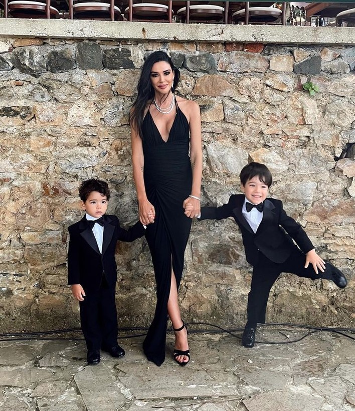 Arda Turan'ın eşi Aslıhan Doğan Turan'dan sürpriz kariyer: Moda programında Hakan Akkaya ile jüri üyesi olacak - Resim: 3