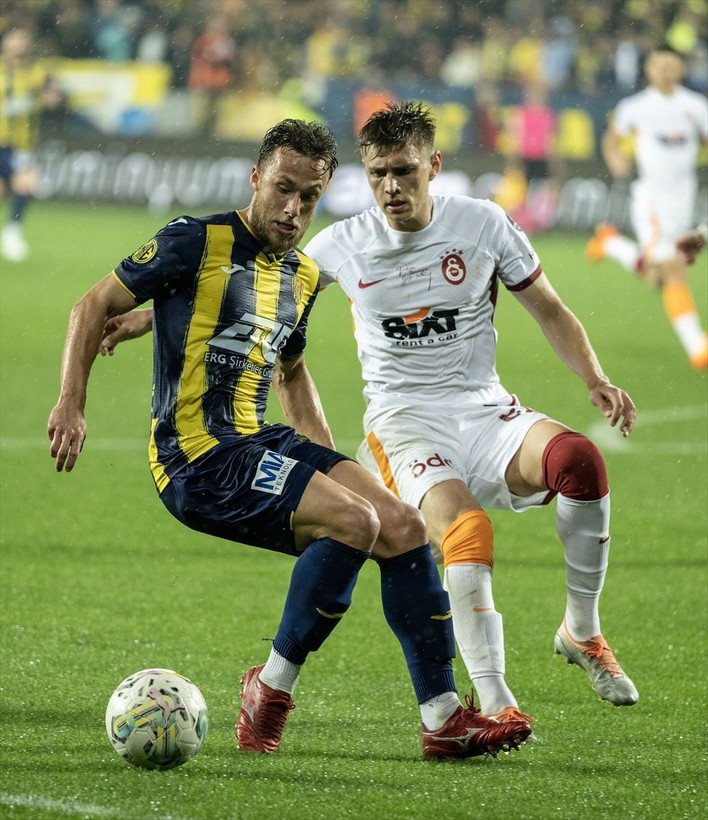 Son dakika Galatasaray haberleri... Galatasaray Ankaragücü'nü 4-1 yendi! Şampiyonluk maçından unutulmaz fotoğraflar - Resim: 22