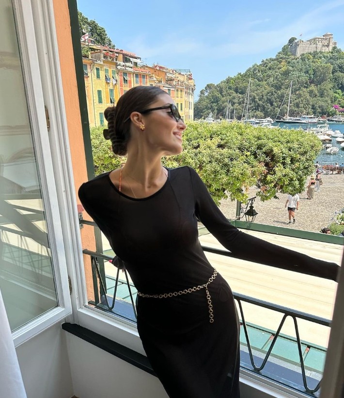Sevgilisi Hakan Sabancı ile tatiline tam gaz devam eden Hande Erçel'den kritik hamle geldi! "Umarım sonu Merve Boluğur gibi olmaz" - Resim: 23