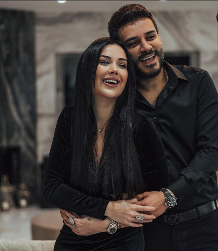 Sosyal medya fenomeni ve iş kadını Dilan Polat'ın sahibi olduğu KKTC'deki güzellik merkezi sağlık karnesiz personel çalıştırdığı iddiasıyla mühürlendi - Resim: 15