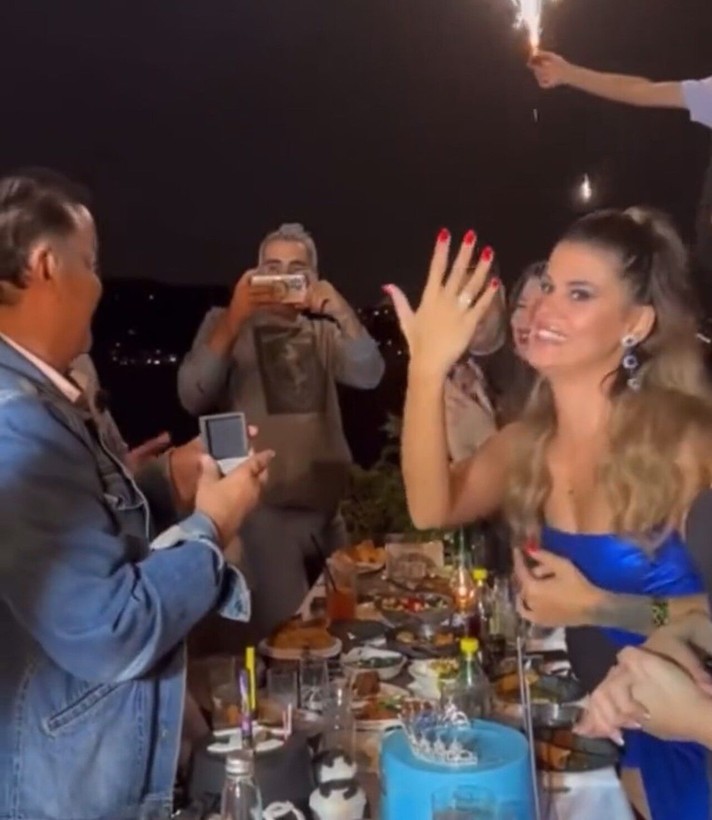 Mehmet Ali Erbil'den Nevide Çiçek ile 'sevgili değiliz' açıklaması! Çiçek deliye döndü - Resim: 1