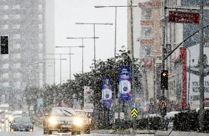 İstanbul'un kapısına kadar gelen kar neden şehir merkezine giremiyor?☃️🌨️❄️ - Resim: 10