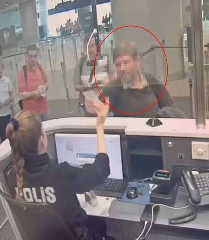 ABD'li müze müdürü tarantula ve akrep kaçakçılığı yaparken İstanbul Havalimanı'nda yakalandı - Resim: 1