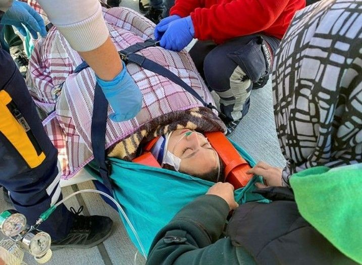 Cumhurbaşkanı Erdoğan, 248 saat sonra enkazdan çıkarılan Aleyna Ölmez ile görüştü: Ağrın var mı kızım? - Resim: 3