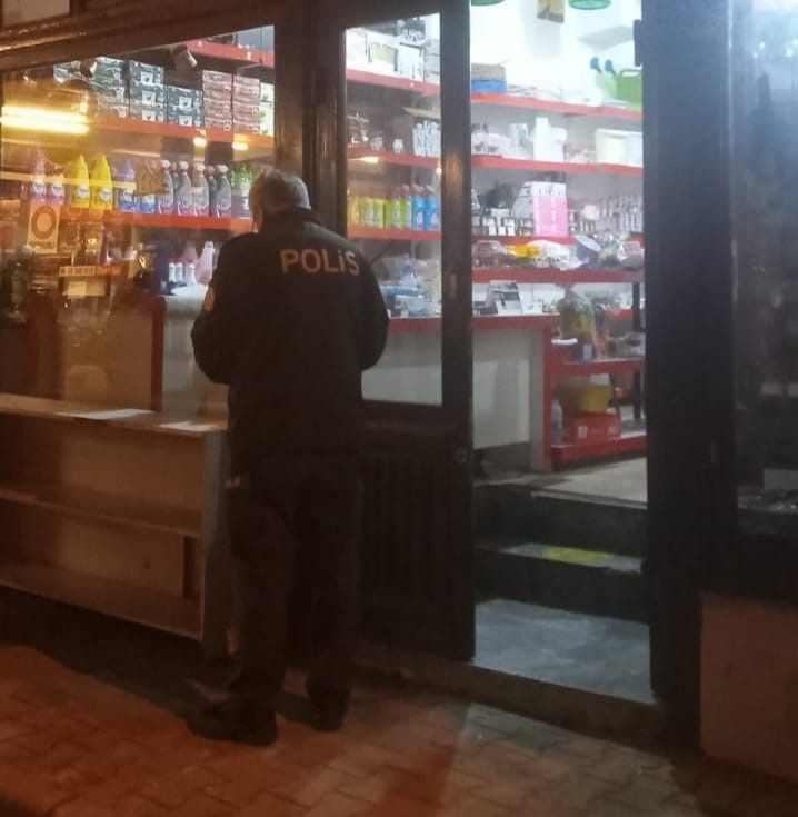 Kendini depremzede olarak tanıtıp yardım toplayan şahıs yakalandı - Resim: 1