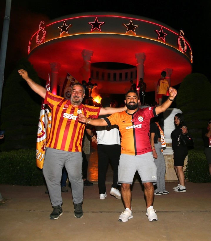 Galatasaray'ın şampiyon olması halinde kasasına girecek rakam dudak uçuklattı - Resim: 11