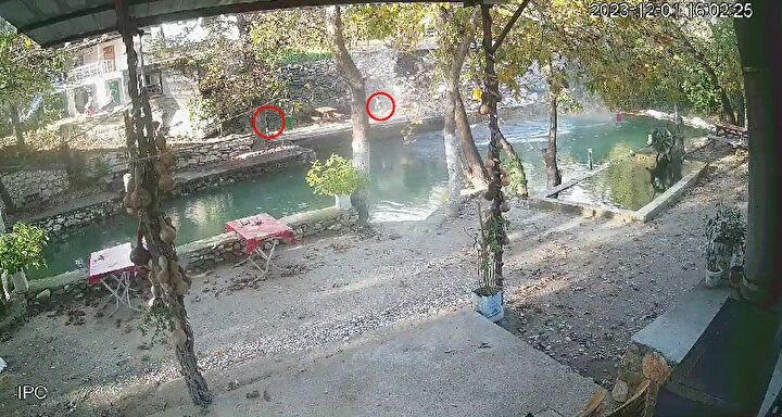 Antalya'da yürek yakan olay! 4 çocuk bankta otururken istinat duvarı çöktü | Acı haber geldi - Resim: 13