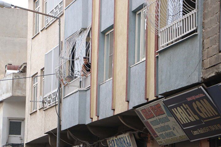 Her akşam saat 21.10'da kapıları çalıyor! Asılsız ihbarlar, ölüm ilanları, siparişler - Resim: 7