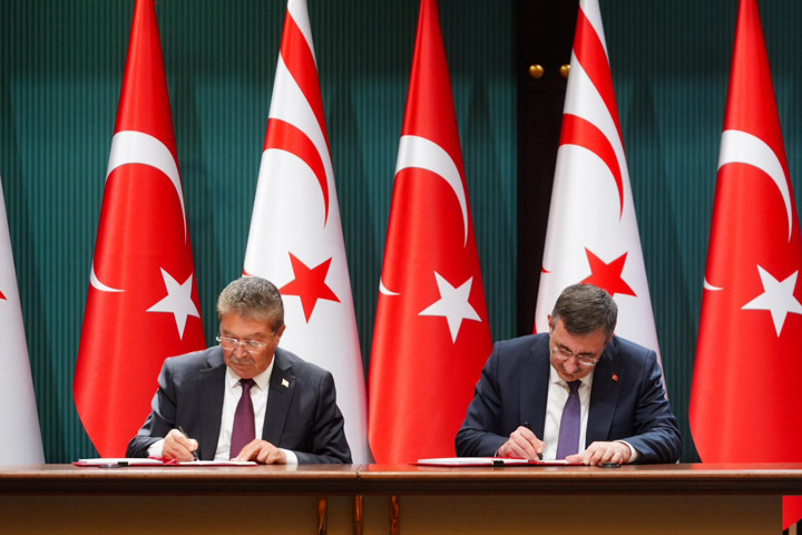 Türkiye ile KKTC arasında İktisadi ve Mali İş Birliği Anlaşması imzalandı - Resim : 2