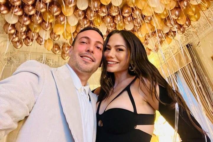 Demet Özdemir - Oğuzhan Koç çifti paraya kıydı! Lüks villa için servet - Resim: 2