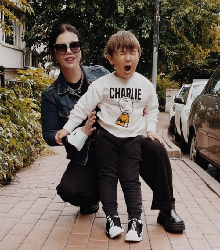 'Pucca' ismiyle tanınan yazar Selen Pınar Işık ve Serhat Osman Karagöz'ün oğlu Batı 3'üncü kattan düştü! Apar topar ameliyata alındı - Resim: 7