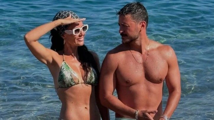 Ayrıldılar! Pelin Akil eşi Anıl Altan ile boşanma iddialarına noktayı koydu - Resim: 10