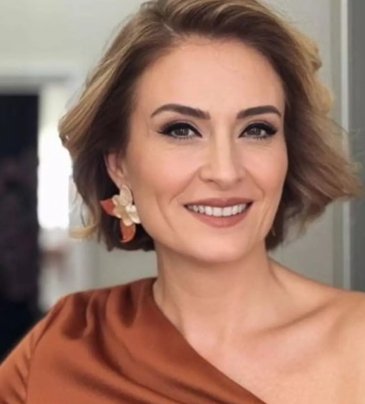 'Sakla Beni'nin Filiz'i Ceyda Düvenci'den yeni pozlar! "Boşanma yaramış" - Resim: 4