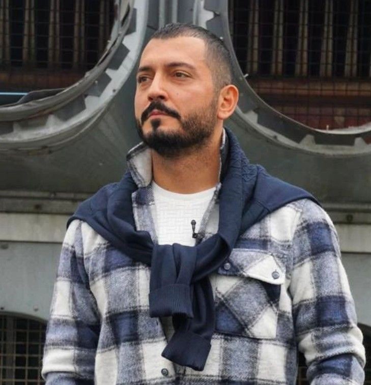 Kısmetse Olur Erol'un transseksüel isimle mesajlarını Hakan Kakız ifşa etti! Ortalık karıştı gözler Yeliz'e çevrildi! - Resim: 6