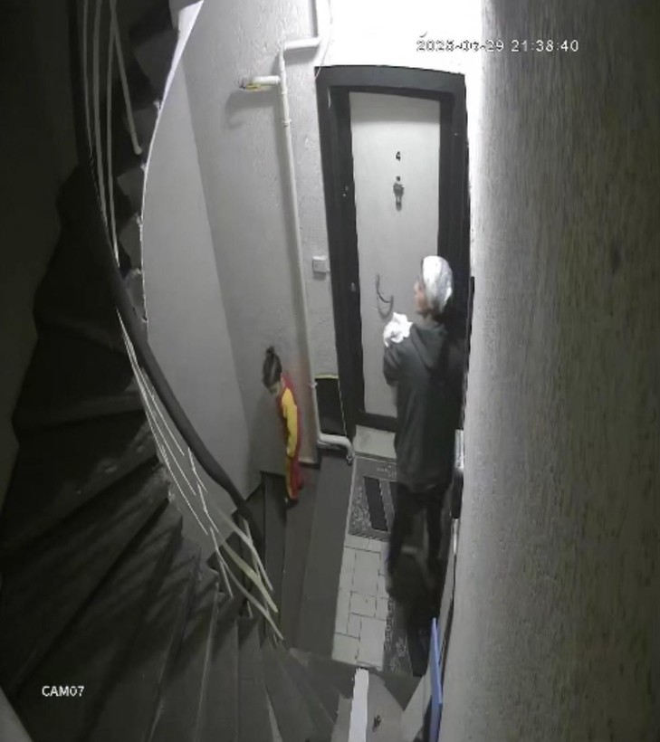 Şişli'de her satırı tüyler ürperten olay! 3 günlük bebeği poşete koyup çöpe attığı anlar kamerada - Resim: 3
