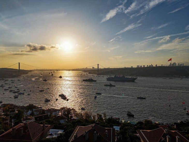 İstanbul Boğazı'ndaki tarihi törenin detayları ortaya çıktı! Cumhurbaşkanı Erdoğan 'stratejik mesajlar içeriyor' demişti - Resim: 13