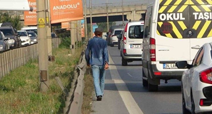 Türkiye'nin konuştuğu 'Yürüyen Adam' hayatını kaybetti - Resim: 6
