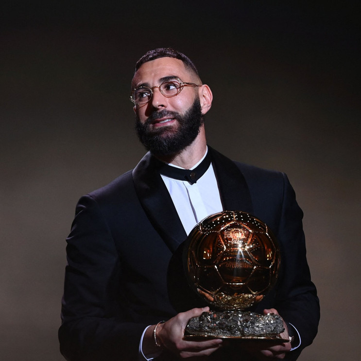 Karim Benzema Ballon D'or ödülüyle