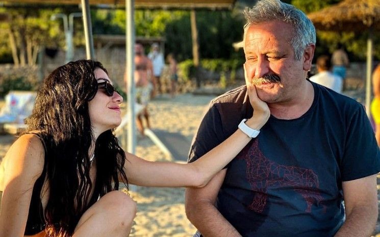 Hazar Ergüçlü 5 yıllık sevgilisi Onur Ünlü'yü çabuk unuttu! Hazar Ergüçlü'nün romantizmi doruklarda yaşadığı yeni aşkı bakın kim çıktı? Meğer o da tanıdıkmış - Resim: 3