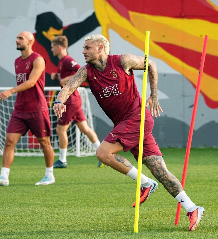 Osimhen, Galatasaray formasıyla ilk antrenmanına çıktı - Resim: 6