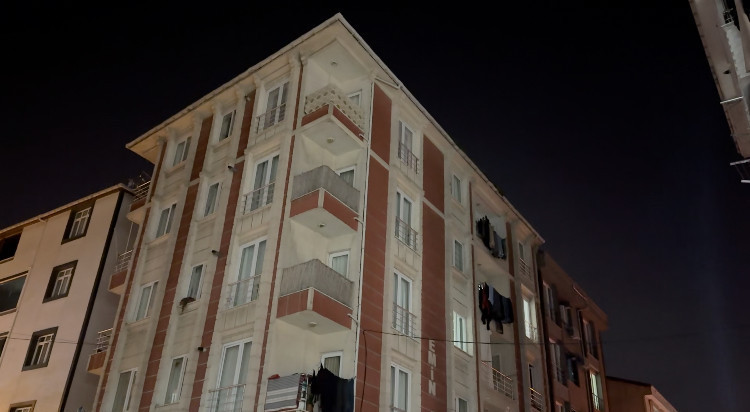 Esenyurt'ta yüksek dozlu ilaçlama iddiası: 1'i bebek 4 kişi zehirlendi - Resim : 1