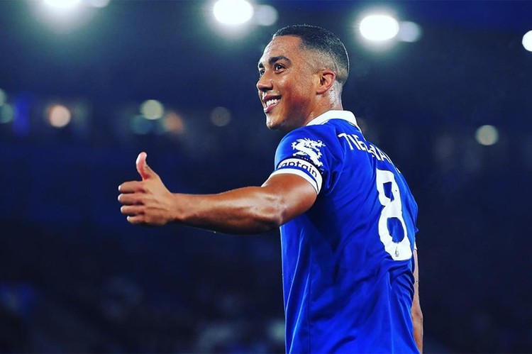 Galatasaray'da Youri Tielemans operasyonu! İstediği maaş belli oldu - Resim : 1