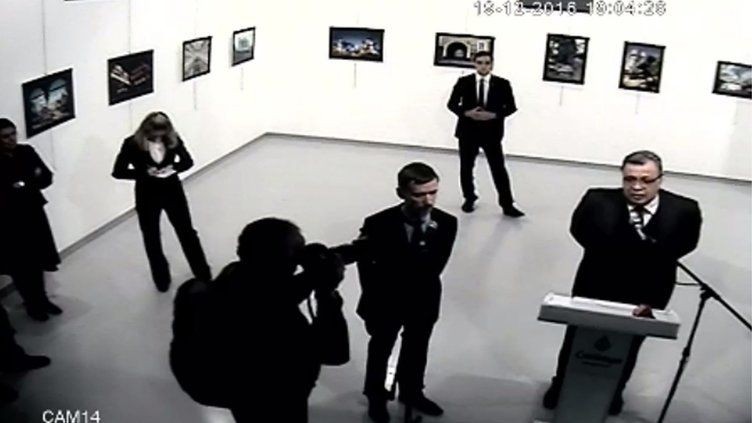 Rus Büyükelçi Andrey Karlov suikastının emrini veren FETÖ'cü Temel Alsancak Dallas'ta görüntülendi! Temel Alsancak 26 milyon TL'lik villada yaşıyor - Resim: 14