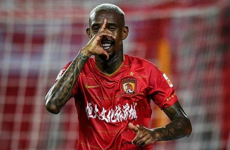 Beşiktaş'ın eski yıldızı Talisca ezeli rakibe imza atıyor - Resim: 13