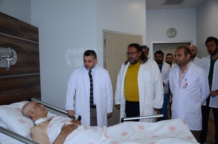 Ayak ağrısı için hastaneye gitti! Doktorlar gözlerine inanamadı! Ameliyat sonrası tam 8.9 kilo zayıfladı - Resim: 2