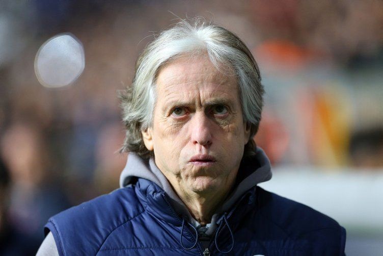 Fenerbahçe Teknik Direktörü Jorge Jesus'a flaş sözler! "Play-off istemek G.Saray'ı yakalayamam..." - Resim: 1