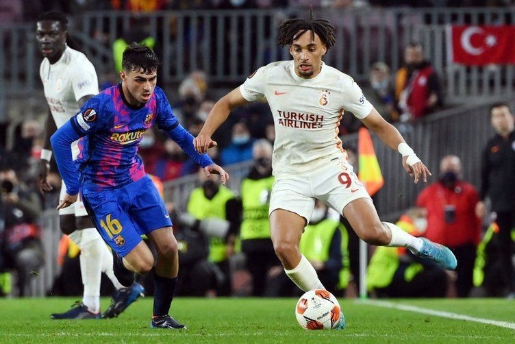 Galatasaray'ın yıldızı Sacha Boey'den flaş itiraf! "Sezon başında satmak istedi..." - Resim: 7
