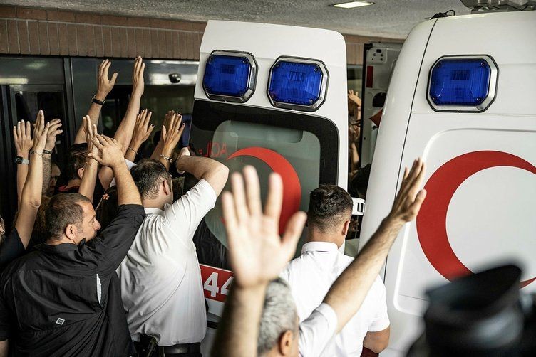 Ali Sabancı ve Vuslat Doğan Sabancı'nın sağlık durumları nasıl? Zodyakla kayalıklara çarpmışlardı flaş gelişme - Resim: 6