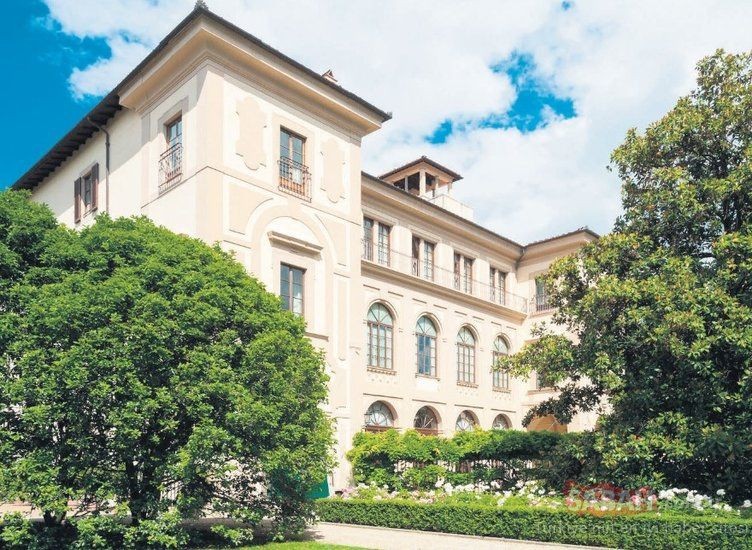 Hande Erçel'in sevgilisi Hakan Sabancı ile yaptığı tatildeki paylaşımları olay oldu! Günlük kıyafetlerinin değeri dudak uçuklattı - Resim: 8