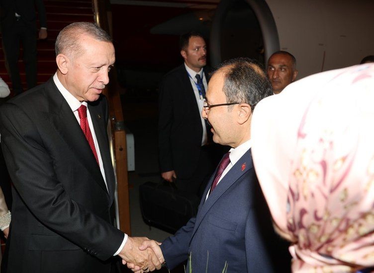 Cumhurbaşkanı Recep Tayyip Erdoğan ile Aliyev, Azerin'i ayakta alkışladı - Resim: 2