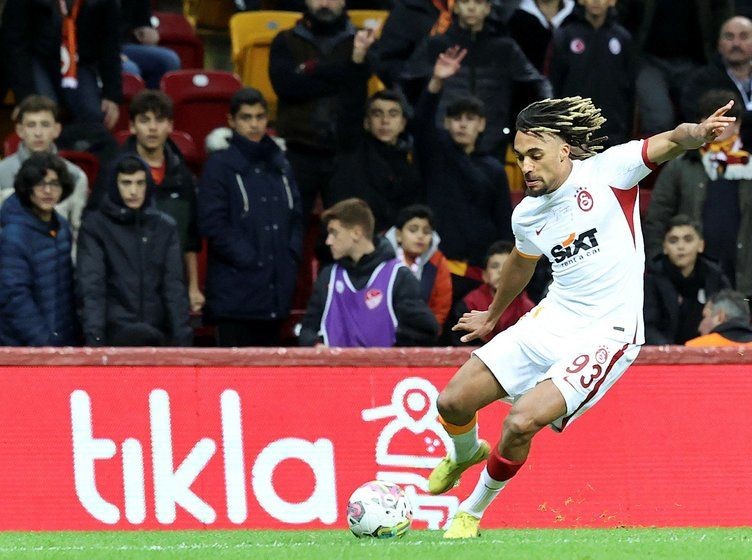 Galatasaray'ın yıldızı Sacha Boey'den flaş itiraf! "Sezon başında satmak istedi..." - Resim: 6