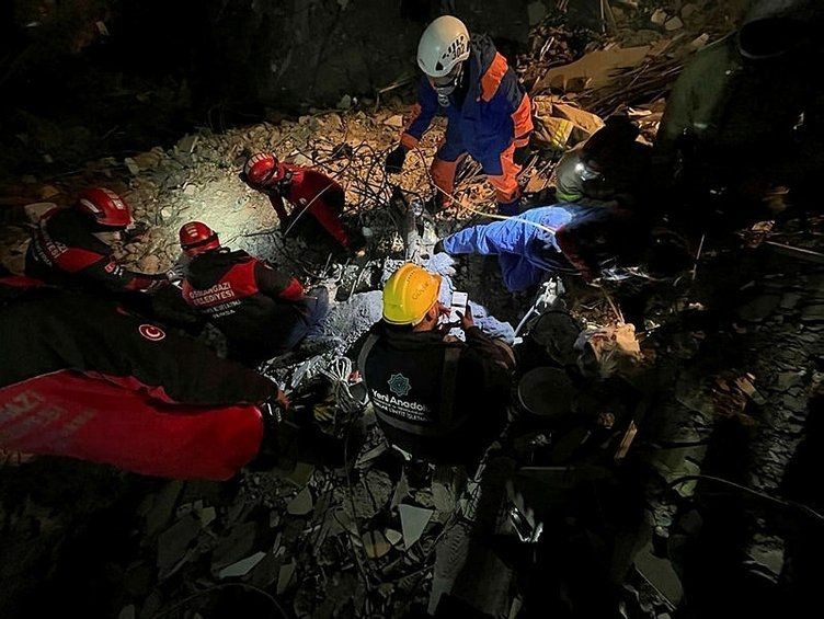 Batılı uzmanlar Sarsıntının neden bu kadar geniş alana yayıldığını açıkladı - Resim: 10
