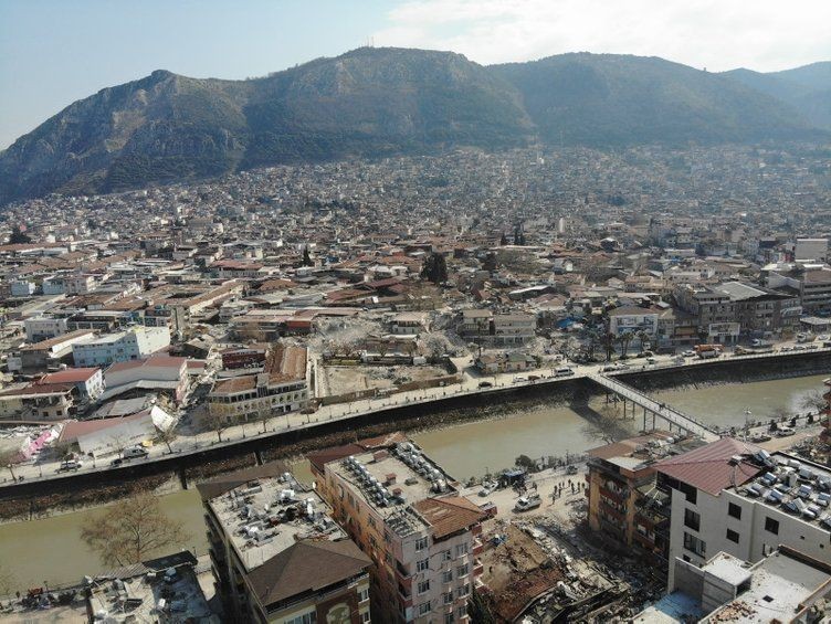 Batılı uzmanlar Sarsıntının neden bu kadar geniş alana yayıldığını açıkladı - Resim: 11