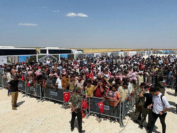Suriyelilerin geri dönüşleri için dev adım! Temel atma töreni yapıldı | İçişleri Bakanı Süleyman Soylu tarih verdi - Resim: 12