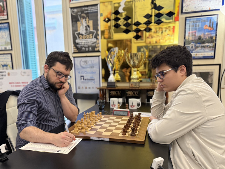 Milli satranççı Erdoğmuş, Fransız şampiyonu mat etti - Resim : 1