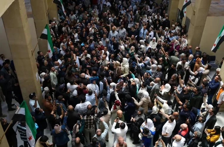 Suriye&rsquo;de Beşşar Esed ve kardeşi Mahir hakkında gıyabi yargılama başladı - Resim : 2